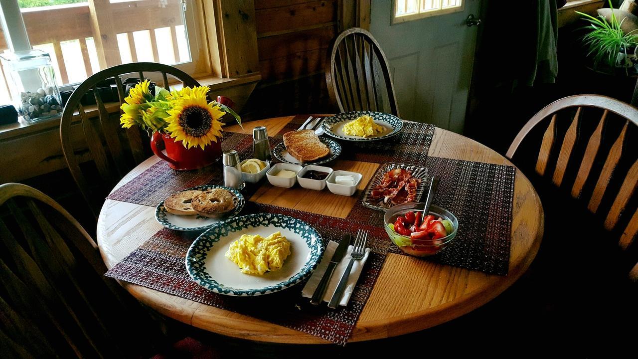 Southern Bluff Bed & Breakfast Солдотна Экстерьер фото